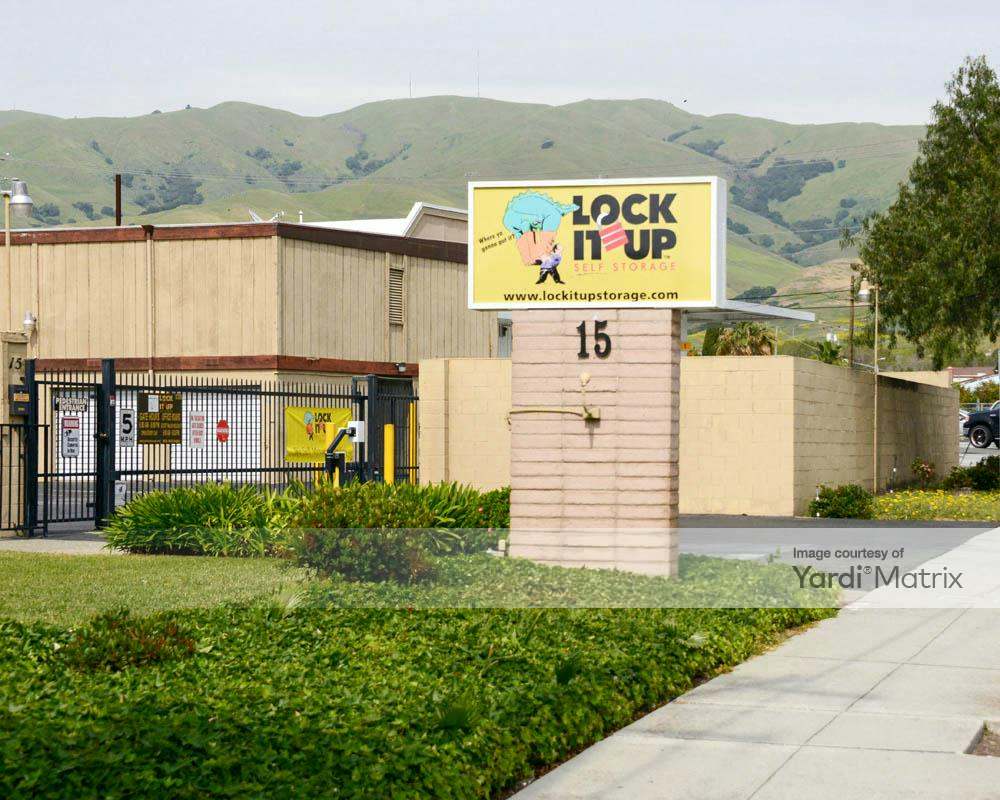 in Self Storage 15 Dixon Landing Road, Milpitas RentCafe